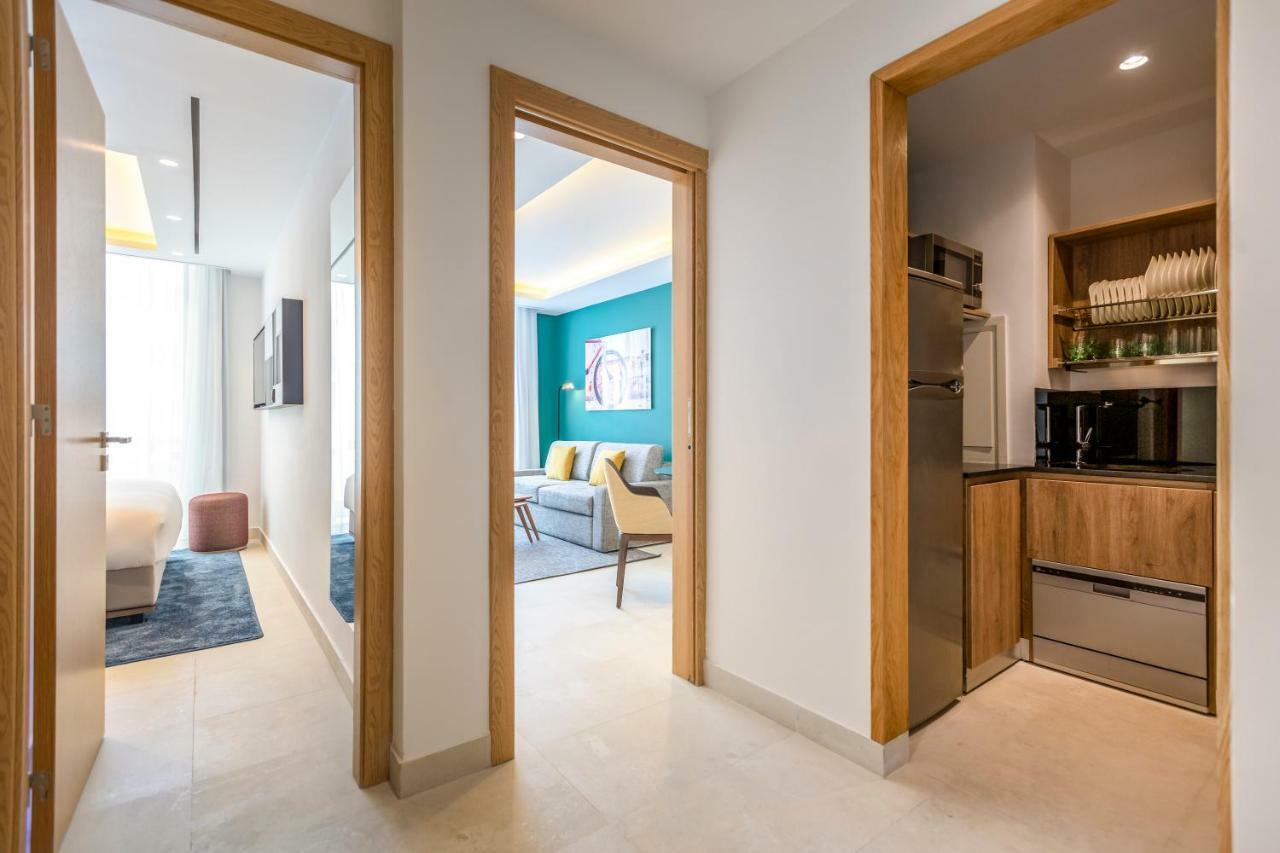 One-Bedroom Apartment,907236634:JPEG