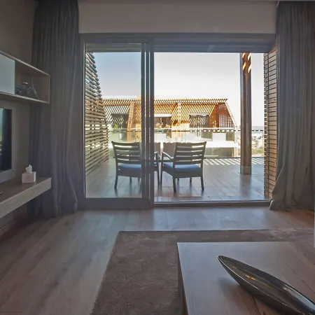 Ocean Park Hotel, Premium Suites & Wellness-2